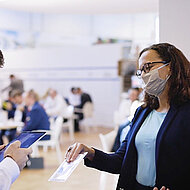 A+A 2021 sicher erleben – abgesichert durch das Hygiene- und Infektionsschutzkonzept der Messe Düsseldorf 