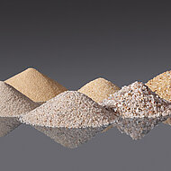 Sicher streuen und die Umwelt schonen: wirkungsvolles und unbedenkliches Streugut