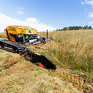 Neues Doppelmesser-Mähwerk für MDB-Raupen