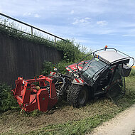 Flussmeisterei Unterensingen setzt Hangtraktor von Sauerburger ein 