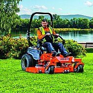 Zero-Turn-M&auml;her &ndash; verk&uuml;rzte M&auml;hzeit durch h&ouml;here M&auml;hgeschwindigkeit