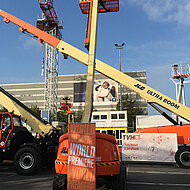 JLG Raupenteleskop-Arbeitsb&uuml;hne 400SC 