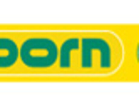 Spektakul&auml;rer Einsatz von Omme Raupen-Arbeitsb&uuml;hne bei Kraftwerksbau 