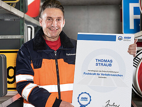 IVSt: Kostenlose Online-Weiterbildung zur Fachkraft f&uuml;r Verkehrszeichen