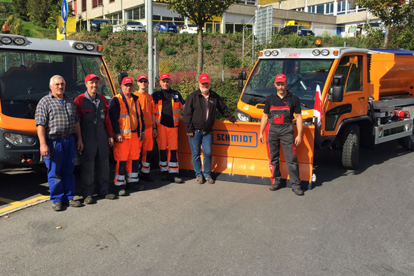 Kollege Alleskönner für die Gemeinde Montreux 