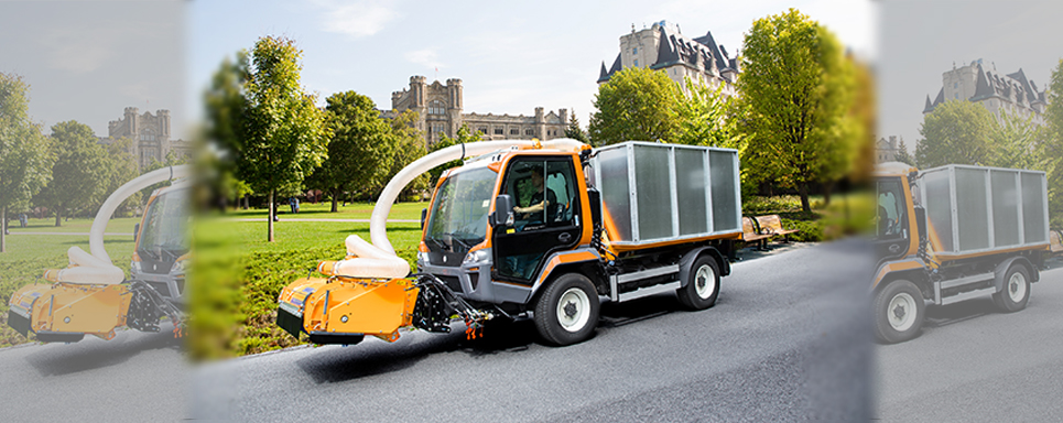 Laubsaugen mit dem Lindner Unitrac – geländegängig und wendig unterwegs