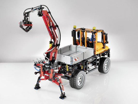 Erste Mercedes-Benz und LEGO® Kooperation