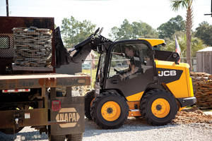 JCB stellt neue Kompaktladergeneration vor