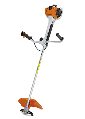 Die starken Freischneider der neuen Generation von STIHL machen mit hoher Leistung die Arbeit in der Landschafts- und Forstpflege besonders effektiv. Der STIHL FS 460 C-EM (Abbildung) mit dem vollelektronischen Motormanagement M-Tronic bietet beim Starten und Arbeiten noch mehr Komfort. 