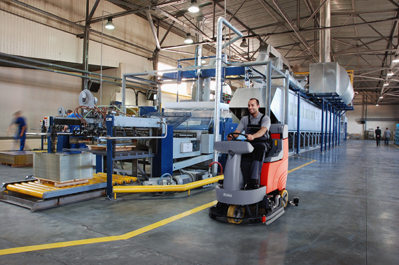 Hakomatic B 115 R f&uuml;r produktives und bequemes Arbeiten im Sitzen &ndash; auch in beengten Bereichen 