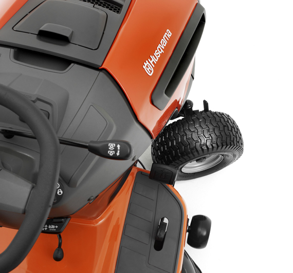Neue Wendigkeit: Husqvarna Gartentraktoren mit U-Cut&trade;