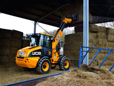 Neuer kompakter JCB Teleskopradlader