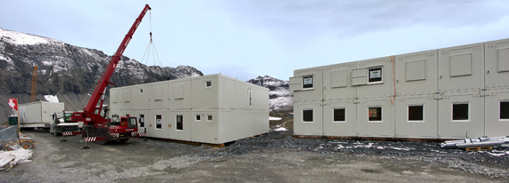 ALHO Geb&auml;udemodule f&uuml;r eine Baustelle in 2.470 Meter H&ouml;he