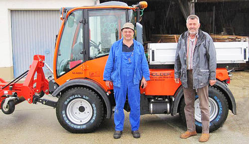 Fahrzeug&uuml;bergabe an den Bauhof der Stadt Monheim